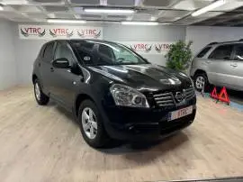 Nissan Qashqai 1.5DCI 4X2, 5.800 €