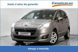 Peugeot 5008 1.6HDI Style 115, 8.990 €