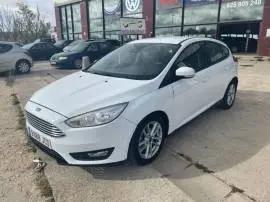 Ford Focus 1.5 TDCI, 10.999 €