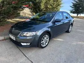 Skoda Octavia 1.6TDI, 11.999 €