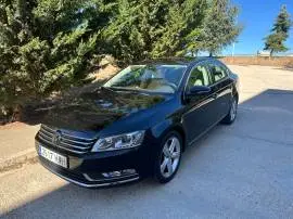 Volkswagen Passat 2.0 TDI Highline, 11.999 €