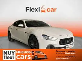 Maserati Ghibli 3.0 V6 DS 275CV RWD, 29.490 €