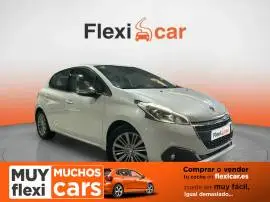 Peugeot 208 5P ALLURE 1.2L PureTech 110 S&S, 8.990 €