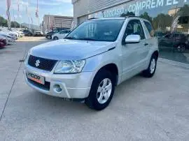 Suzuki Grand Vitara 1.9 DDIS JX 3P, 9.800 €