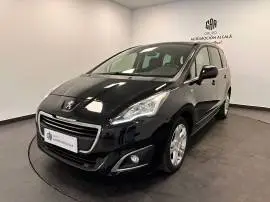 Peugeot 5008 Style 1.6 BlueHDi 120 FAP, 9.900 €