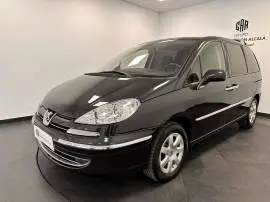 Peugeot 807 Premium 2.0 HDI 136 FAP, 8.490 €