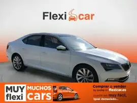 Skoda Superb 2.0 TDI 190cv AdBlue tech Style, 17.990 €