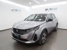 Peugeot 3008 Hybrid 225 e-EAT8 Active Pack, 35.995 €