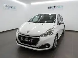 Peugeot 208 5P STYLE 1.2L PureTech 60KW (82CV), 9.495 €