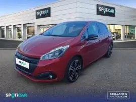 Peugeot 208  5P GT-Line 1.2L PureTech 81KW (110CV), 10.500 €