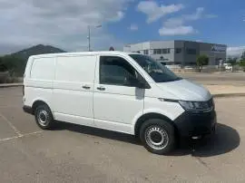 Volkswagen Transporter 2.0 TDI, 25.900 €