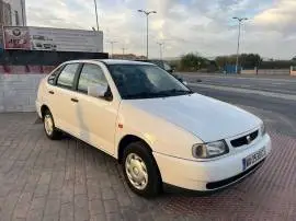 Seat Córdoba 1.4, 1.250 €