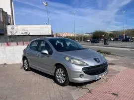 Peugeot 207 XS, 3.950 €