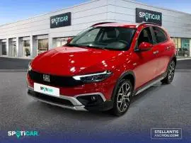 Fiat Tipo  HB  1.5 Hybrid 97kW (130CV) DCT Red, 23.705 €