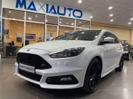 Ford Focus Sportbreak 2.0 TDCI 185 CV STLINE, 19.500 €