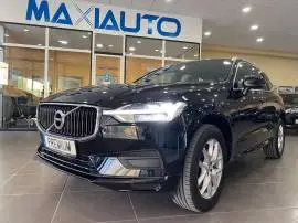 Volvo XC-60 B5 MOMENTUM PRO AWD 235 CV AUTO, 38.900 €