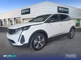 Peugeot 3008  1.2 100KW  eDCS6 Allure Pack, 31.790 €