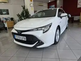 Toyota Corolla 1.8 125H ACTIVE TECH ECVT 5p., 17.990 €