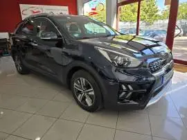 Kia Niro Drive 1.6 141 CV HEV 5p., 17.990 €