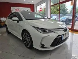 Toyota Corolla  1.8 125H FEEL ECVT SEDAN 4p., 21.790 €