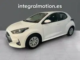 Toyota Yaris 1.0 Business, 17.900 €