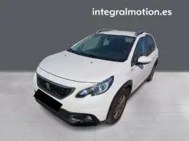 Peugeot 2008 Signature BlueHDi 100 S&S 5 Vel. MAN, 14.900 €