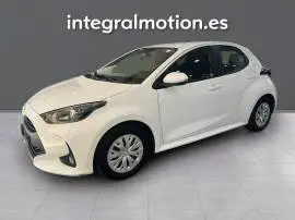 Toyota Yaris 1.0 Business, 17.900 €