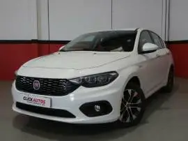 Fiat Tipo 1.3 MJET 95CV Mirror 5P, 12.200 €