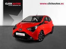 Toyota Aygo 1.0 70CV X-play, 10.850 €