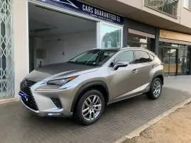 Lexus NX 300h AWD hybrid Executive navigation, 35.990 €