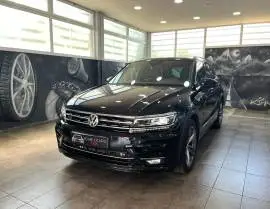 Volkswagen Tiguan VOLKSWAGEN Tiguan Sport 2.0 TDI , 34.490 €