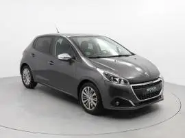 Peugeot 208 5P Signature 1.2L PureTech 60KW (82CV), 10.500 €