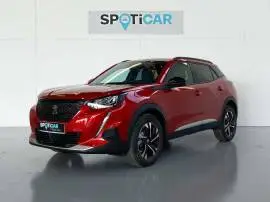 Peugeot 2008   Puretech 130 S&S EAT8 Allure Pack, 26.900 €