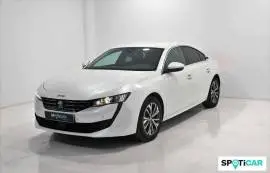 Peugeot 508  5P  HYBRID 225 e-EAT8 Allure Pack, 33.500 €