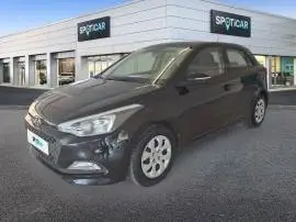 Hyundai i20  1.2 MPI BlueDrive Essence, 8.900 €