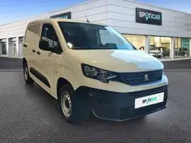 Peugeot Partner   Standard 600kg BlueHDi 55kW Pro, 11.980 €