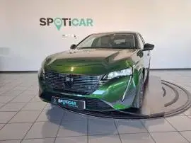 Peugeot 308  5P  Hybrid 180 eEAT8 Allure, 30.400 €