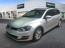 Volkswagen Golf   1.6 TDI 110cv Bluemotion Busines, 10.900 €