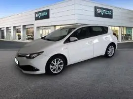 Toyota Auris  1.8 140H Hybrid  (Business Plus) Act, 17.490 €