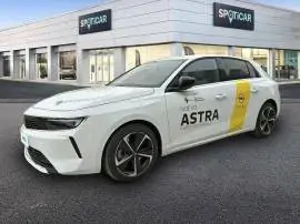 Opel Astra  1.6T Hybrid 132kW (180CV)  Auto Elegan, 31.900 €