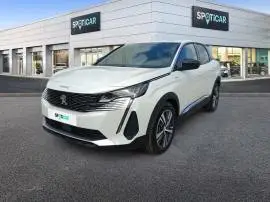 Peugeot 3008  225 e-EAT8 Allure Pack, 30.900 €