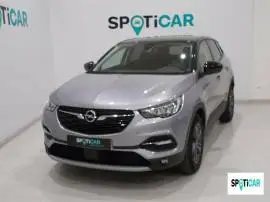 Opel Grandland X  1.2 Turbo Design & Tech, 23.900 €