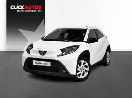 Toyota Aygo X Cross 1.0 72CV Play, 16.600 €