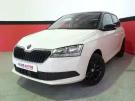 Skoda Fabia 1.0 TSI 95CV Color Concept DSG, 15.900 €