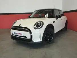 MINI Cooper 1.5 136CV Autom., 19.900 €