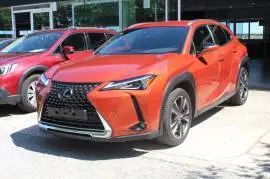 Lexus UX 2.0 250h Style, 24.850 €