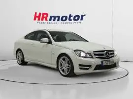 Mercedes Clase C C 180 CGI BlueEfficiency, 15.890 €