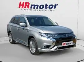 Mitsubishi Outlander PHEV Business Edition 4WD, 21.940 €