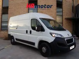 Peugeot Boxer 435 L4H2 Asphalt BlueHDi 140 S&S, 20.990 €