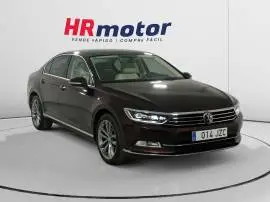 Volkswagen Passat Sport BMT, 15.990 €